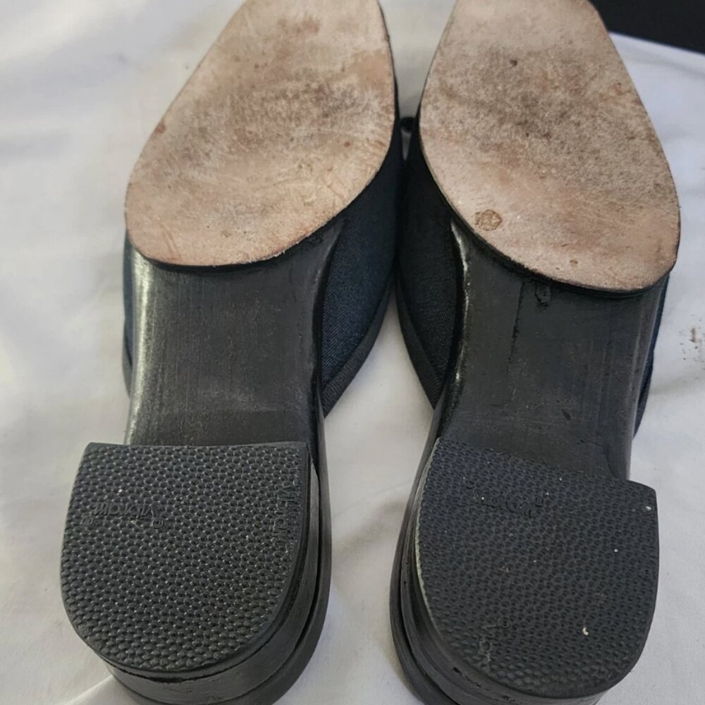 Vintage Chanel Leather Mules sz 40 - Picture 5 of 6